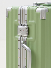 Чемодан Mironpan Зеленый S